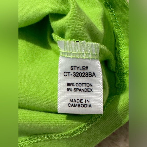 Zenana cropped tee. Size S - Picture 4 of 4